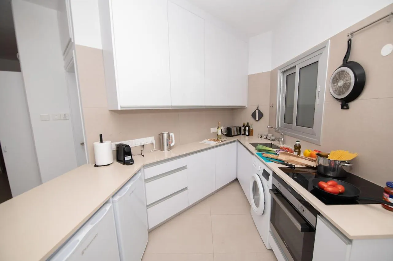 The Blue Fish Apartment Protaras 0*,  Cipro