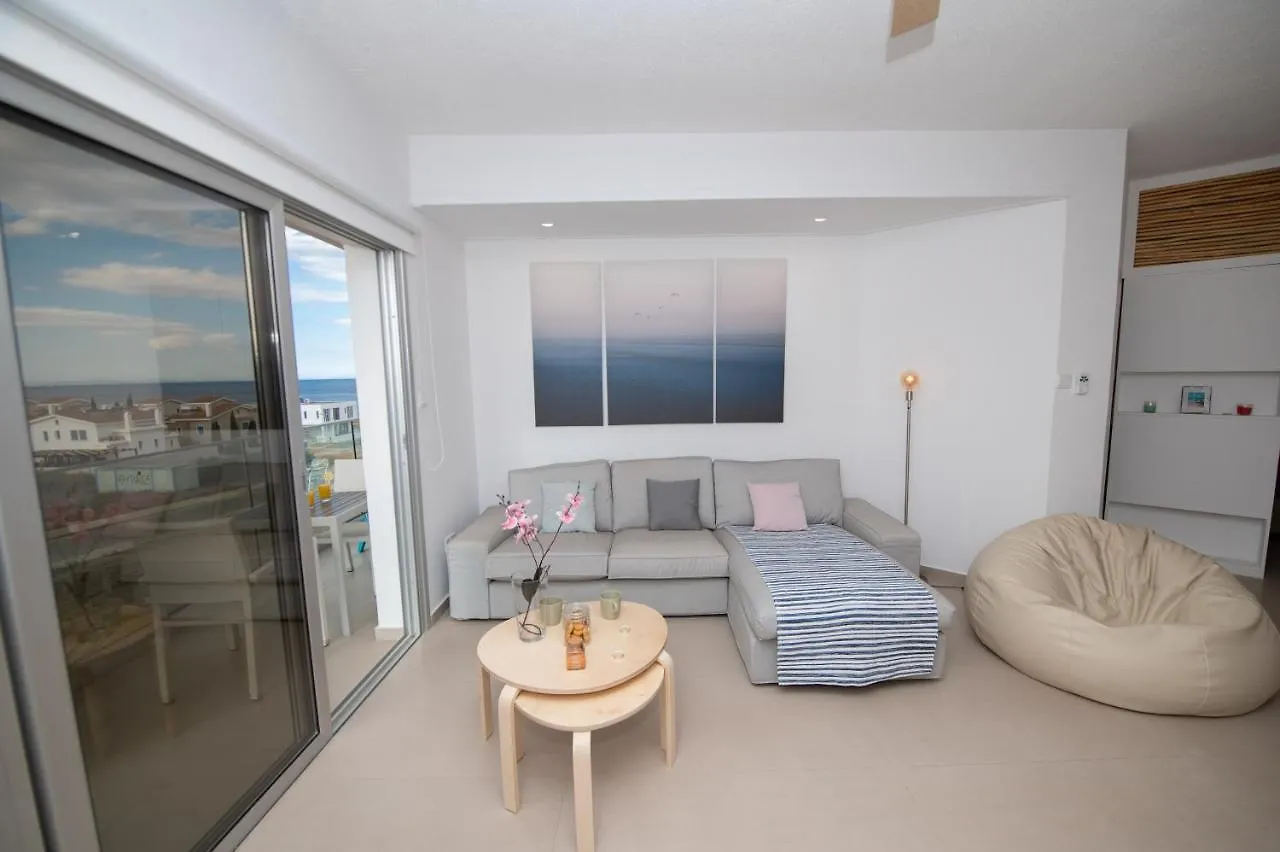 The Blue Fish Apartment Πρωταράς